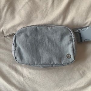 lululemon Belt Bag - never used